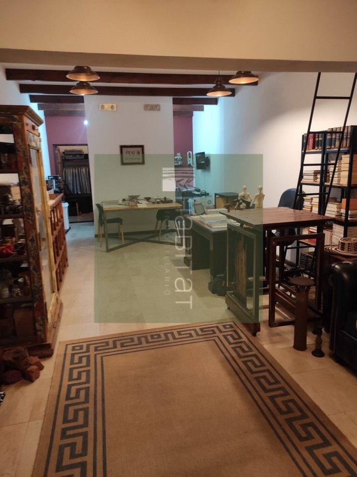 EN VENTA EXCELENTE PROPIEDAD MULTIFUNCIONAL