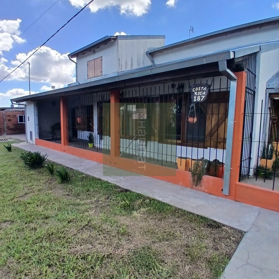 VENTA ESPECTACULAR PROPIEDAD CASA DOS PLANTAS Y DPTO LATERAL