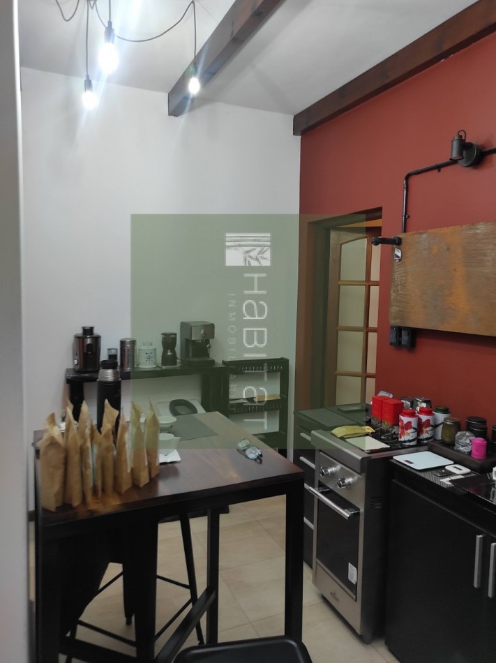 EN VENTA EXCELENTE PROPIEDAD MULTIFUNCIONAL