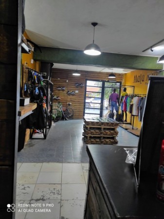 EN VENTA LOCAL COMERCIAL EN EXCELENTE ZONA 