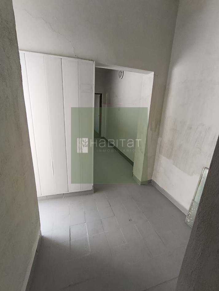 EN ALQUILER CASA 1 DORMITORIO ZONA CENTRO